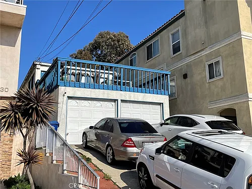 1122 Prospect St Photo 1
