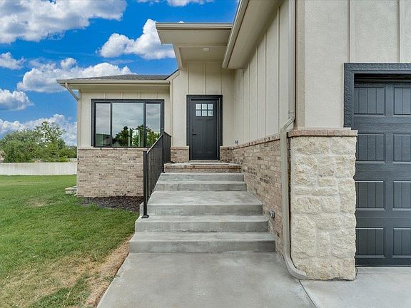5th image of 12025 W Cornelison Ct