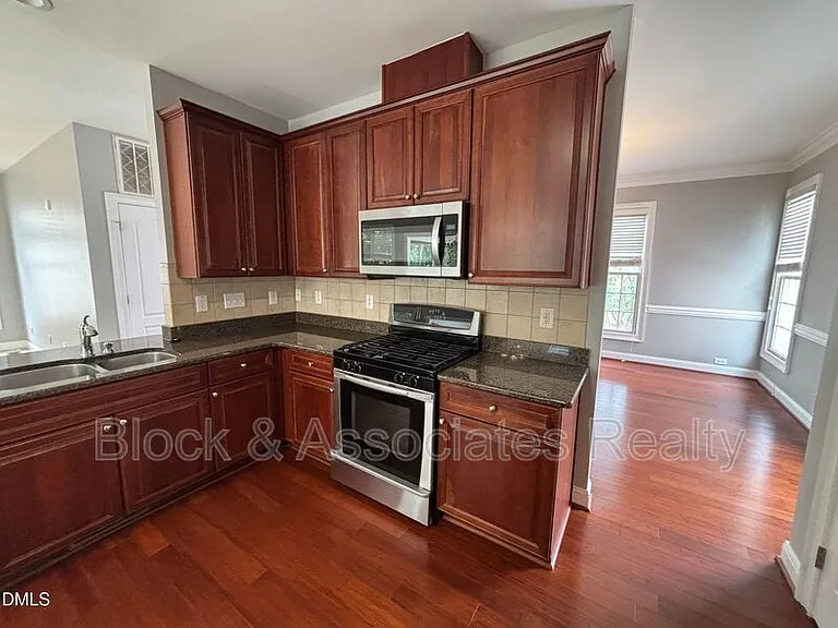 124 Factors Walk Ln — Photo 13