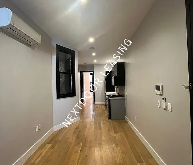 172 New York Ave #1 — Photo 4