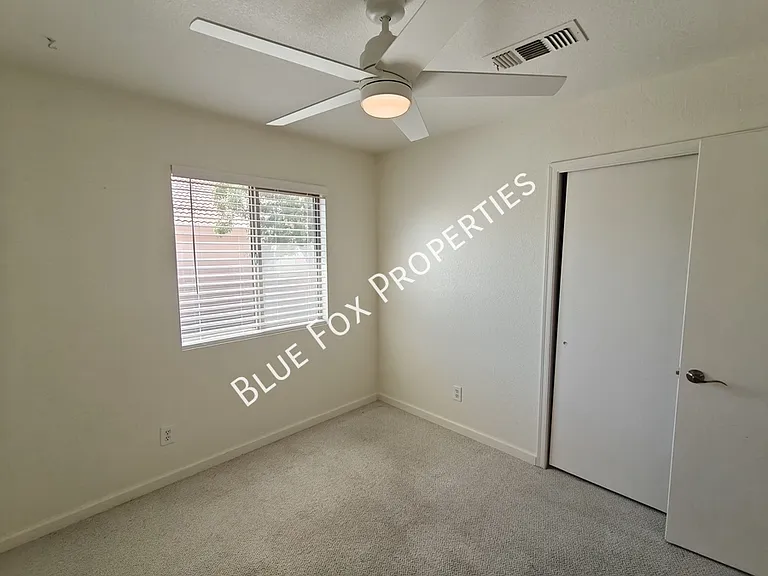 600 E River Walk Dr — Photo 25