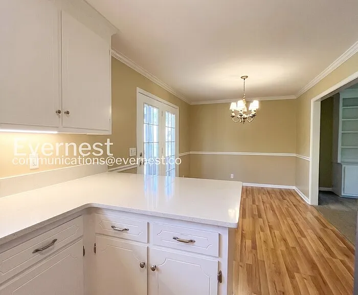 1203 Countryside Rd — Photo 6