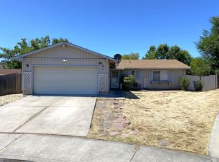 135 Olivera Dr, Vacaville, CA 95688