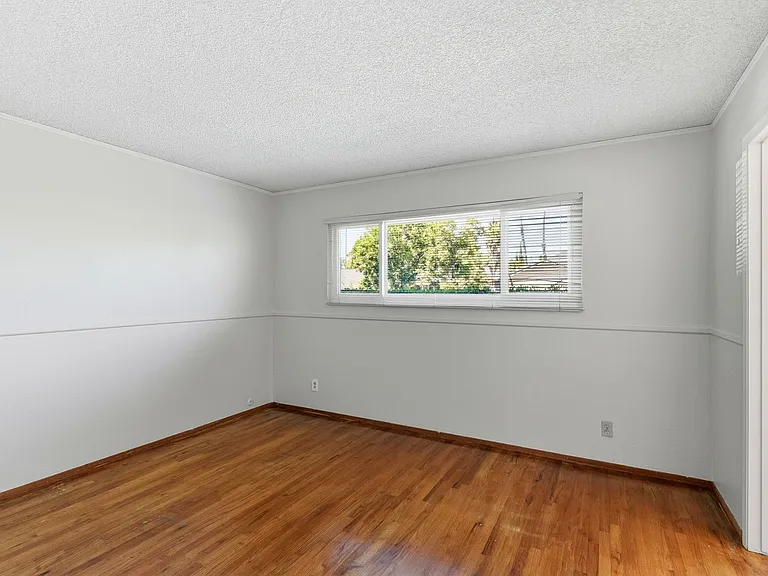 5880 Taormino Ave — Photo 22