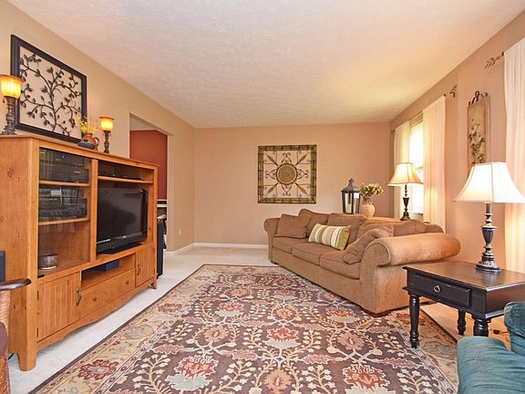 2nd image of 12091 Freestone Ct
