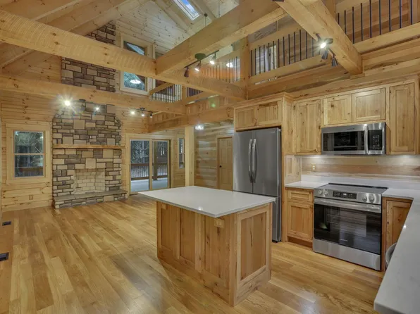 15817 Nickel Plate Rd, Logan, OH 43138