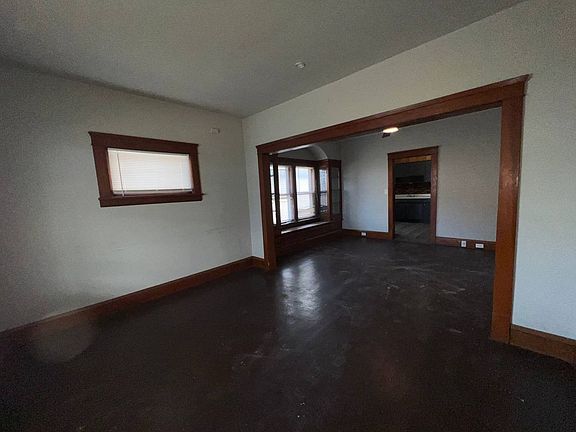 2nd image of 4091 E 56th St