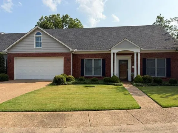 127 Bayou Oaks Cir, Greenville, MS 38701