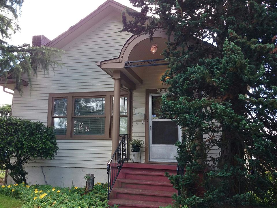 2nd image of 2301 NW 85th St