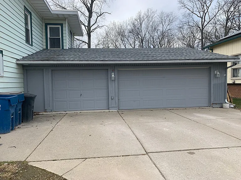 2570 Hawks Rd #1 — Photo 2