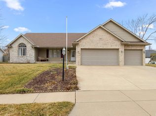 12421 Jolynn Ct, Hanna City, IL