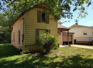 2424 N Cottage Ave, Springfield, MO 65803