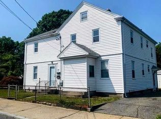 69 De Pinedo St, Providence, RI 02904