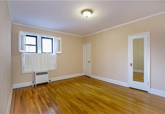 5th image of 3875 Waldo Avenue 1b #1B