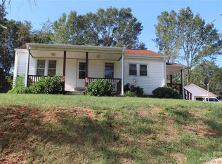 415 N Charleston St, Blacksburg, SC 29702