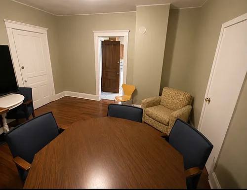 1914 Hudson Ave #1 Photo 1