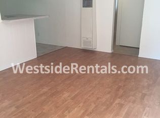 1060 W 117th St APT 8, Los Angeles, CA 90044