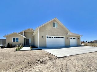 617 Shadybrook Dr, Spring Creek, NV 89815