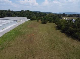 N Spring St, Sparta, TN 38583