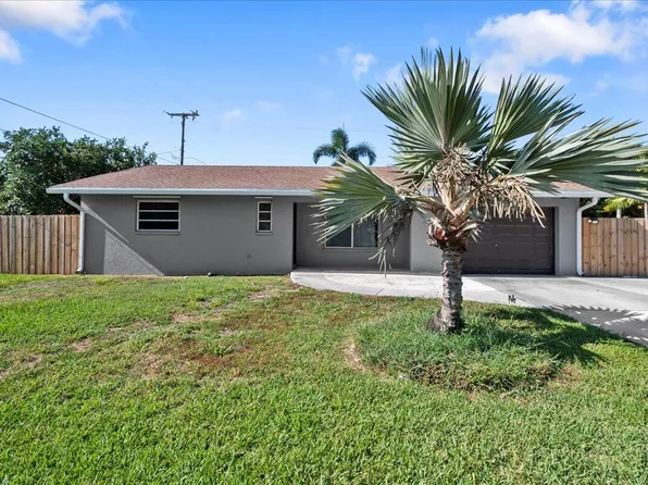 9110 Banquet Way, Lake Worth, FL 33467