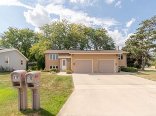 416-418 Colby Rd, Waterloo, IA 50701