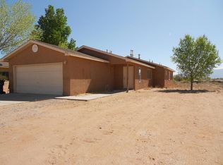 530 2nd St SW, Rio Rancho, NM 87124