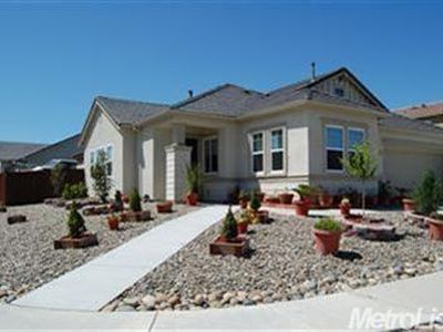623 Pine Creek Ln, Patterson, CA, 95363