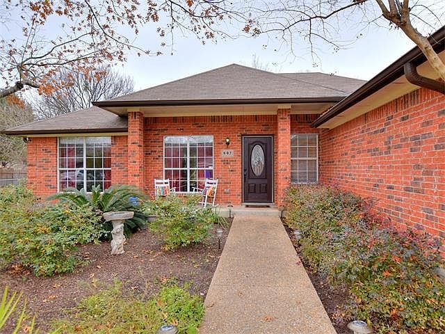 1st image of 607 Dewberry Dr