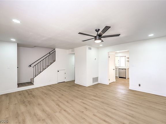 2nd image of 513 Starfire Pl