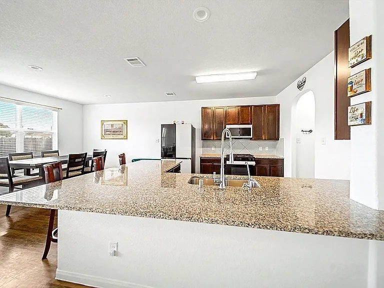 5742 Adelaide River Dr — Photo 7