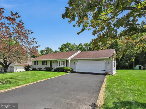 152 Stonewyck Dr, Lancaster, PA 17603