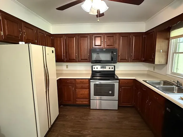 114 Minnich Rd — Photo 6