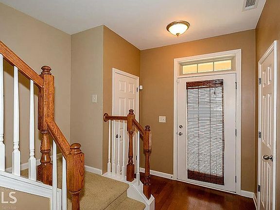 2nd image of 6151 Thorncrest Dr #6151