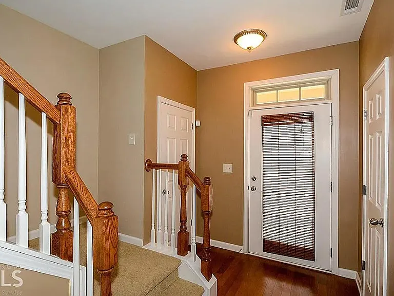 6151 Thorncrest Dr #6151 — Photo 12