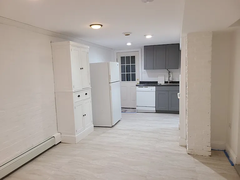 1754 Church St NW — Photo 8