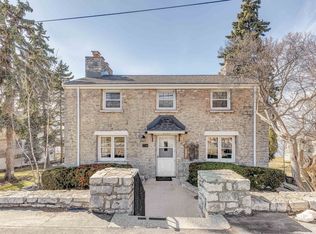 2793 Nicolet Dr, Green Bay, WI 54311