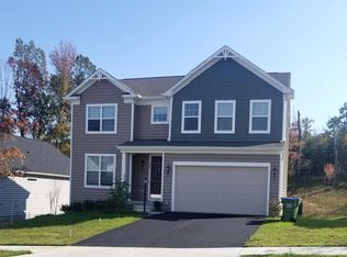 216 Arboretum Ln, Fredericksburg, VA 22405