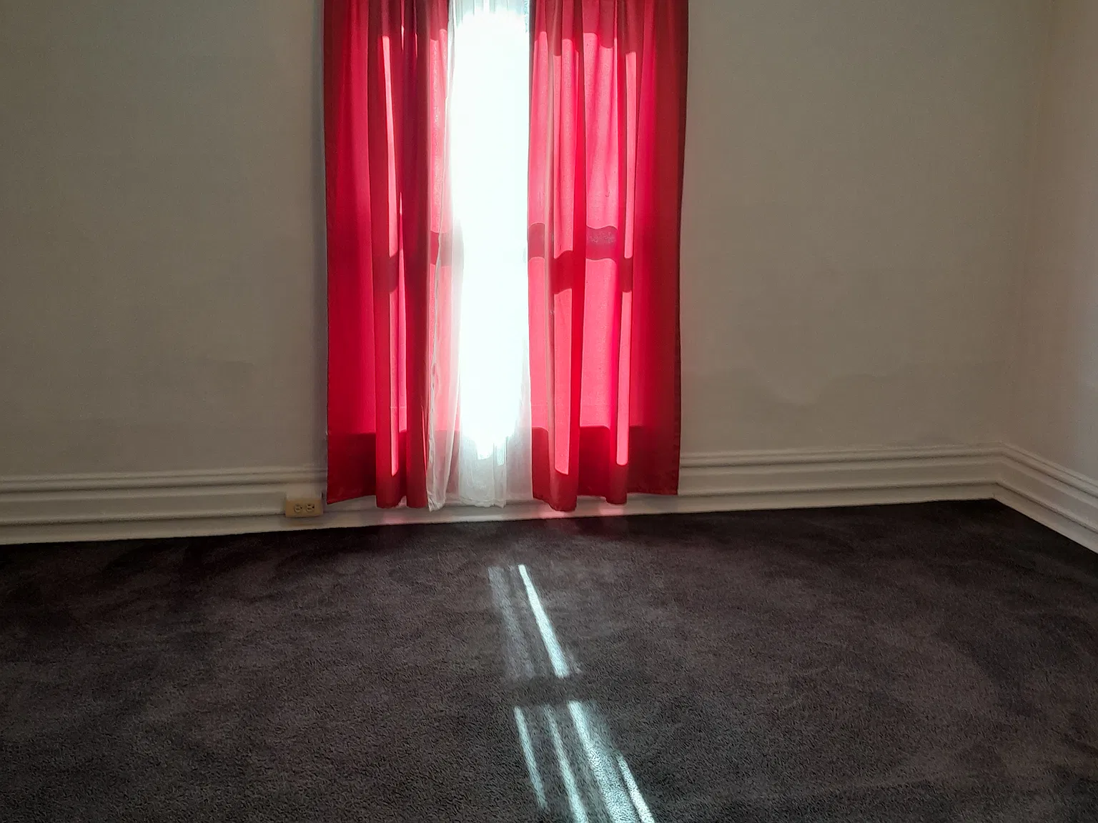 1 bed, 400 sqft, $750 — Photo 1