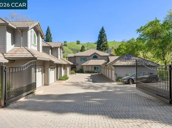 1386 Danville Blvd, Alamo, CA 94507