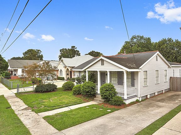 3rd image of 211 Metairie Ct