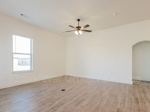 3rd image of 5906 NW Reynolds St