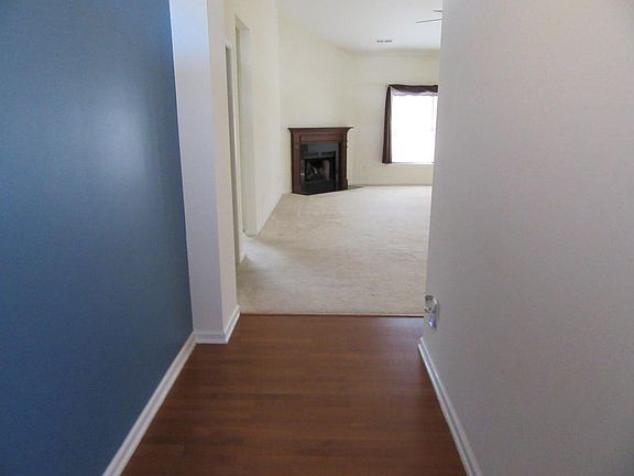 3rd image of 215 Highwoods Plantation Ave