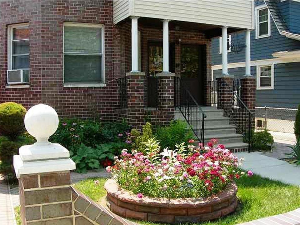 1st image of 206 Elizabeth St #2
