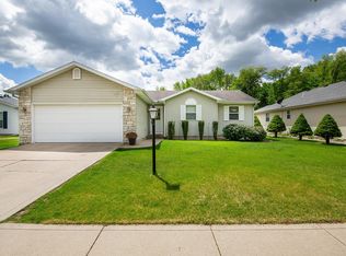 2057 Autumn Ridge Ln, Elkhart, IN 46514