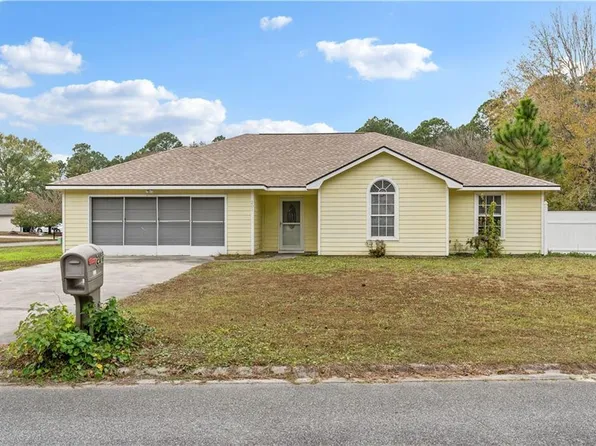 201 Lake Wisteria Dr, Kingsland, GA 31548