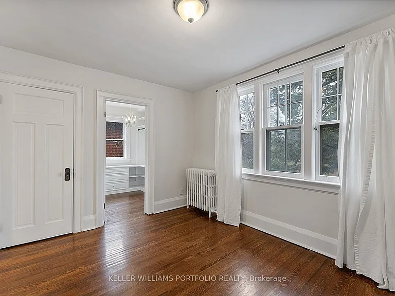145 Glengrove Ave W — Photo 28