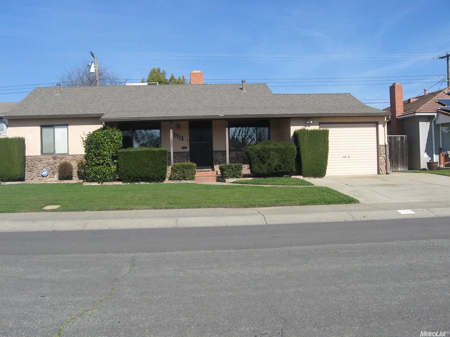 1413 W Locust St, Lodi, CA 95242 Zillow