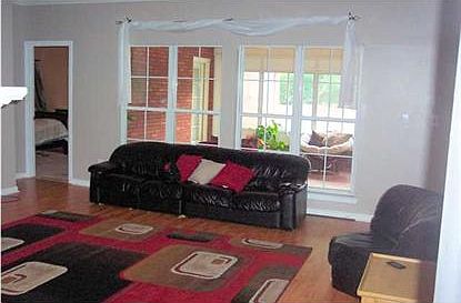 4th image of 6255 Woodmere Blvd