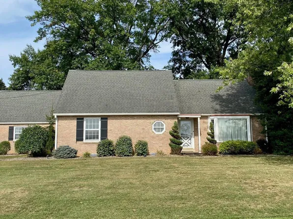 105 Zweizig Rd, Shoemakersville, PA 19555