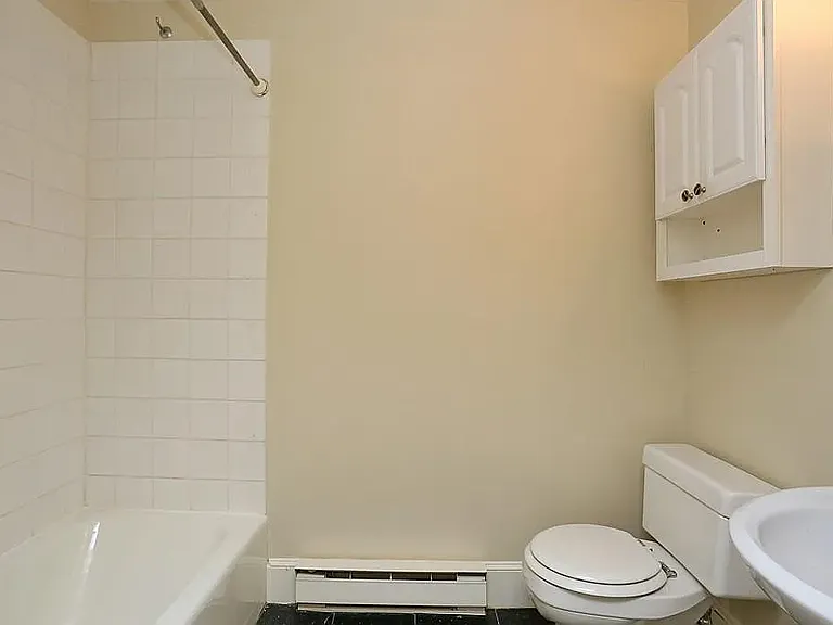 120 Norway St #19 — Photo 10